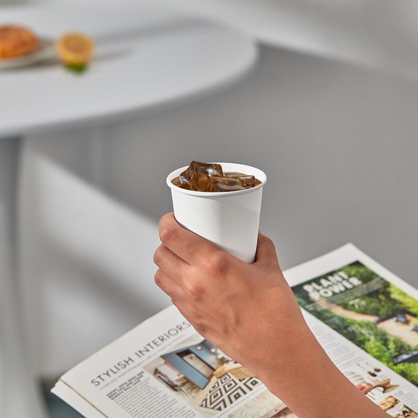 JOLLY PARTY 300 Pack 8 oz Disposable Paper Coffee Cup, Hot/Cold Beverage Drinking Cups for Water, Paper Coffee Cups, White Paper Hot Coffee Cups