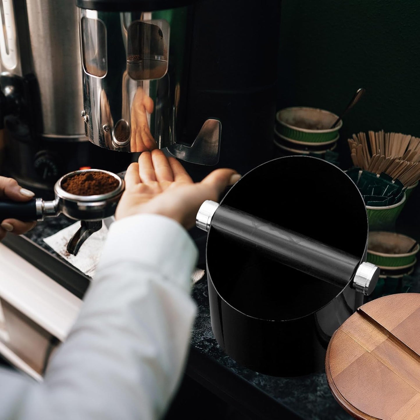 Espresso Knock Box with Walnut Lid for Coffee Grounds, Espresso Machine Accessory, Easy Disposal of Coffee Pucks, Removable Knock Bar(Black)