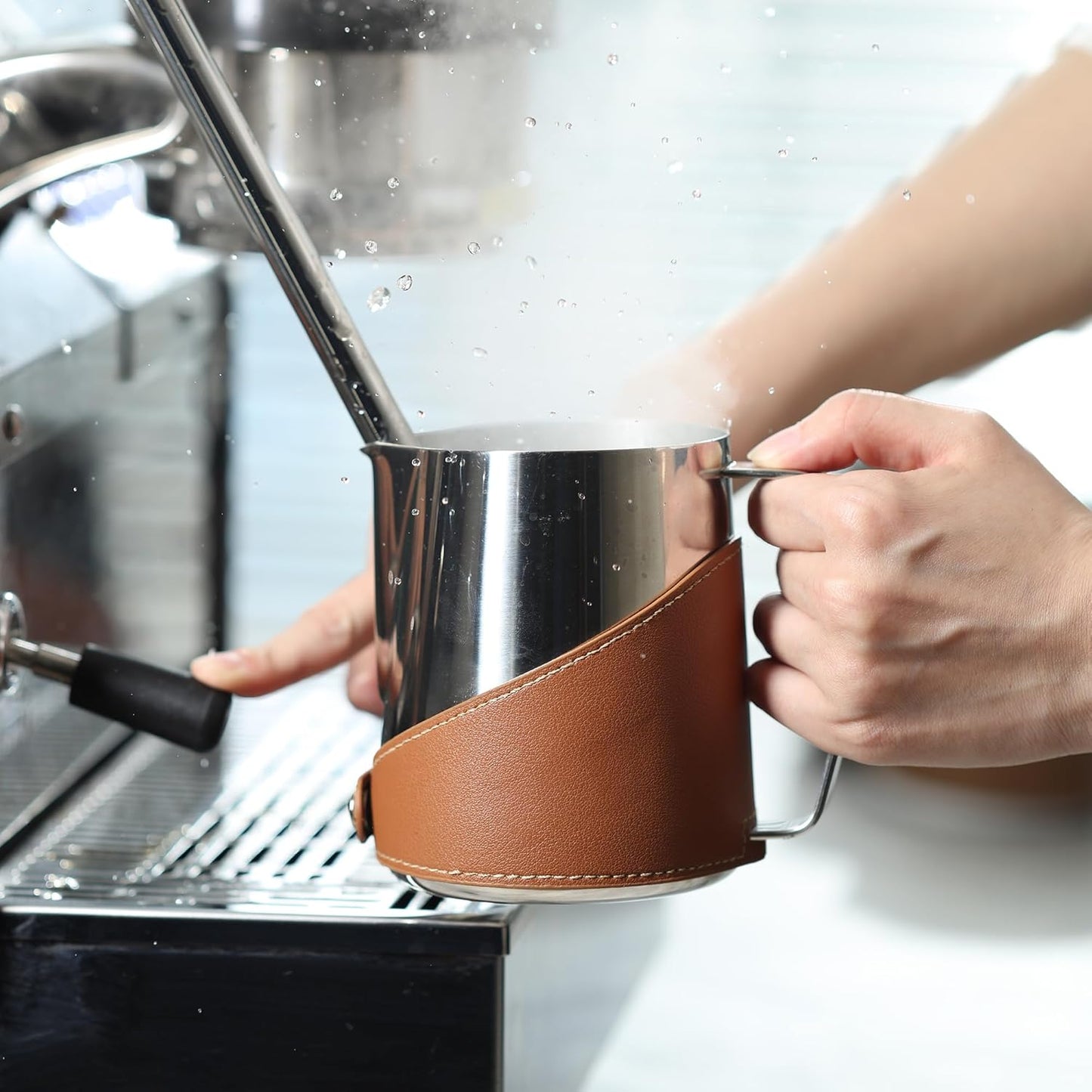 Milk Frothing Pitcher 450ml/16oz 304 Stainless Steel Espresso Steaming Pitcher with PU Leather, Milk Frothing Jug,milk frother cup,Milk Jug Cup,Premium Barista Tools,Latte Art (Bright,16oz)