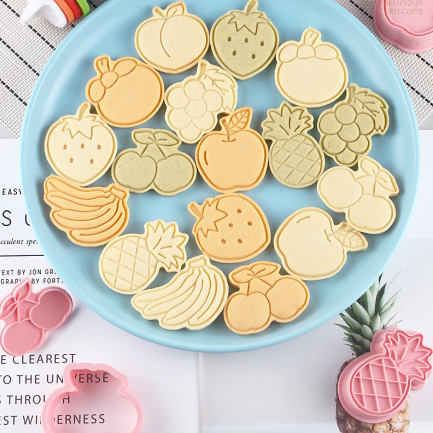 8Pcs Fruit Cookie Cutters Set 3D Plastic Biscuits Mold for Baking, DIY Cake Decor Grape, Banana, Strawberry, Apple Shape Cookie Molds for Party (I8)