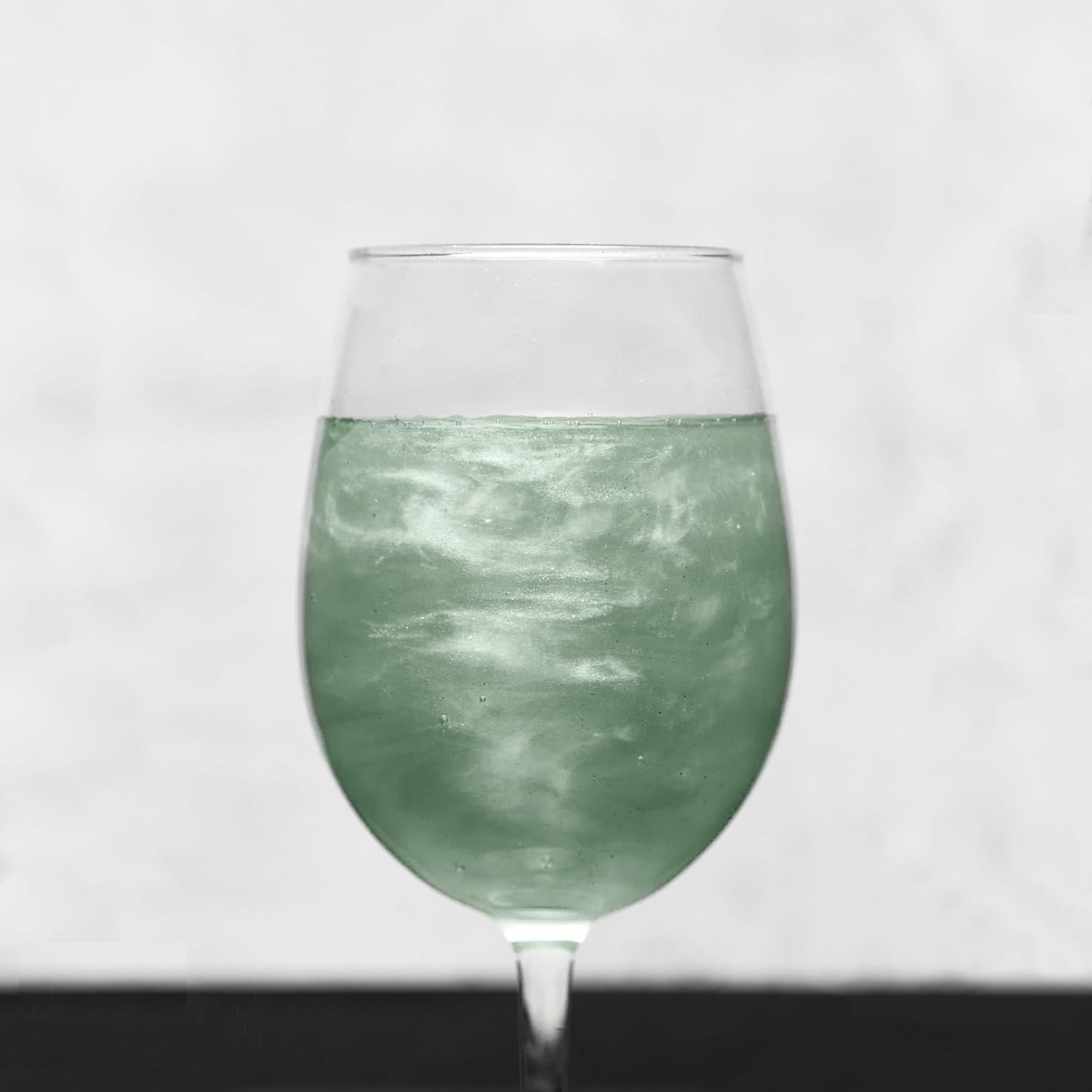 Bakell - Olive Green Tinker Dust (4g, 1x Mini Spray Pump) Edible Glitter for Food, Desserts, and Beverages!