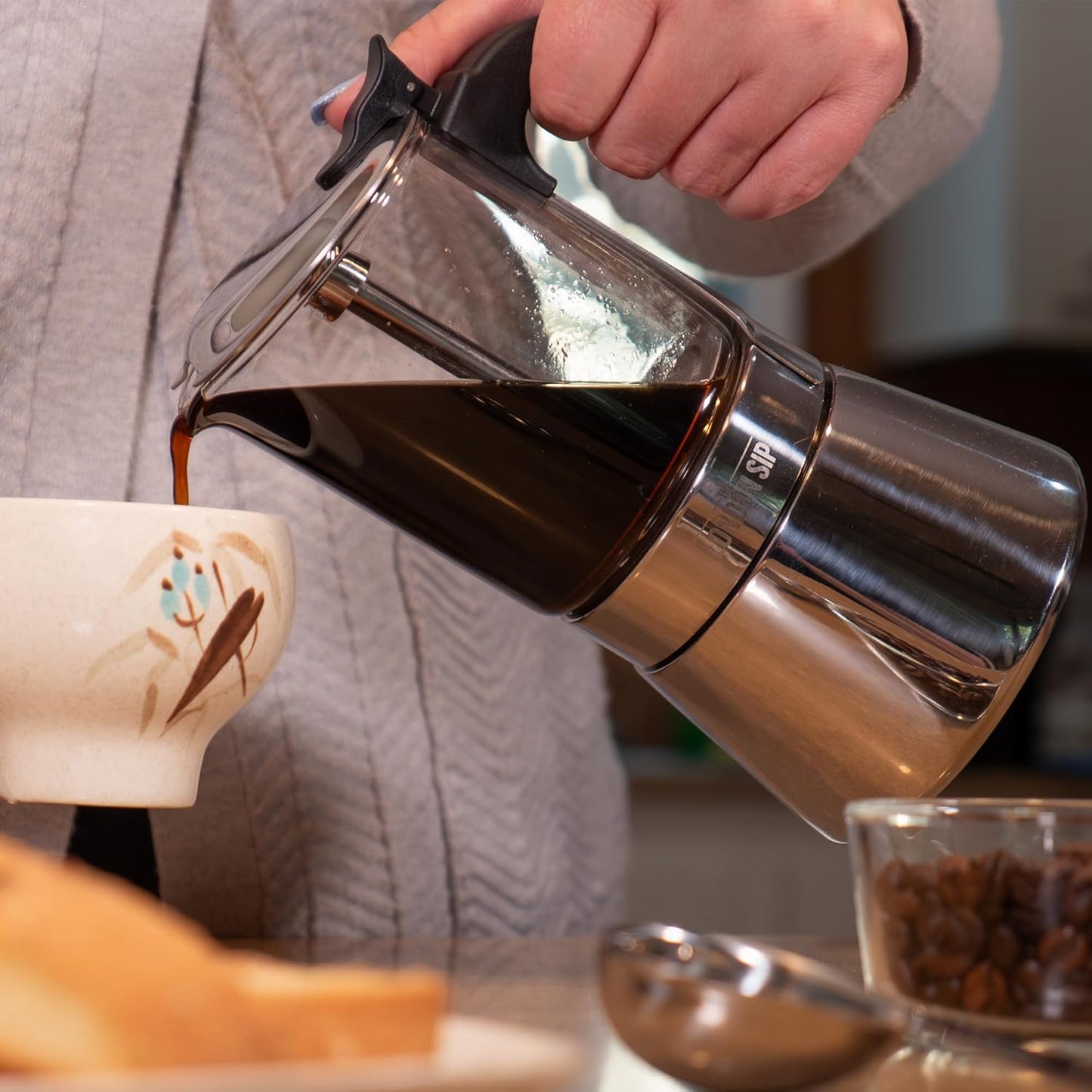 London Sip Glass and Stainless Steel Stovetop Espresso Maker Moka Pot Italian Coffee Percolator, Matte Black, Large (15.2 oz)