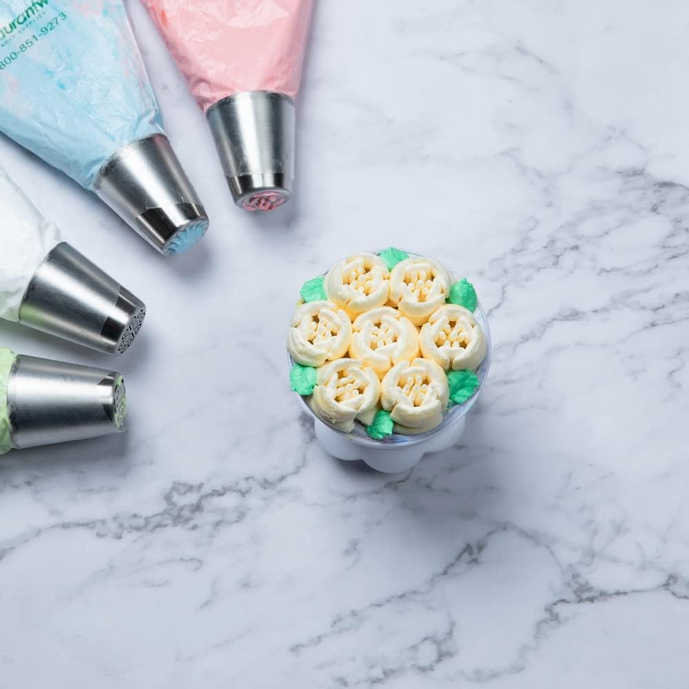 Restaurantware-Russian Piping Tip, 1 Lily Cake Decor Piping Tip - #51, Corrosion-Resistant, Stainless Steel Decorating Tip For Frosting, Dishwashable, Decorate Cupcakes, Cakes, or Cookies