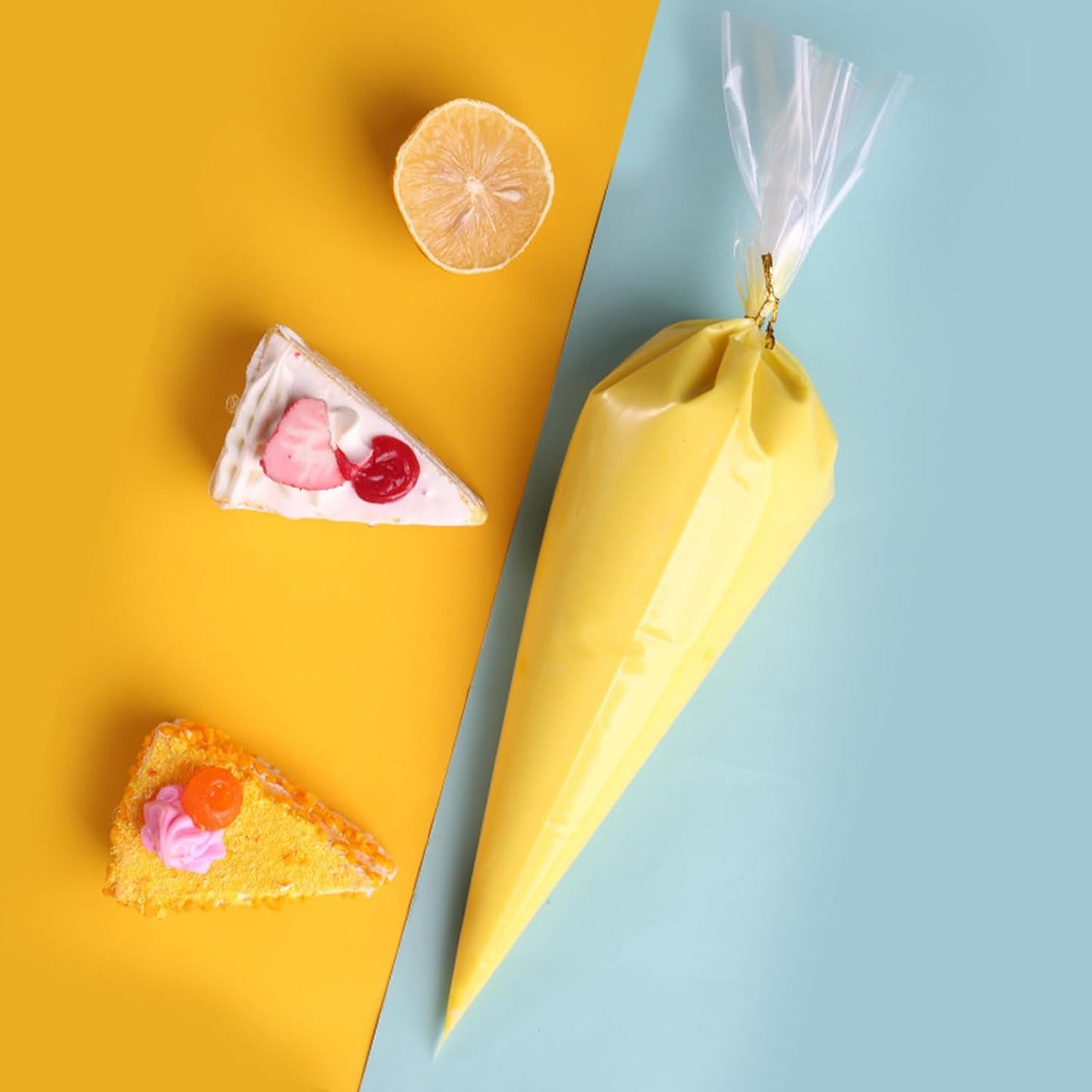 22 Inch Pastry Bags Disposable, 100 Pcs Thick Long Piping Decorating Bags for Frosting, Royal Icing, Professional Cupcake Cake Supplies for Baking and Decorating