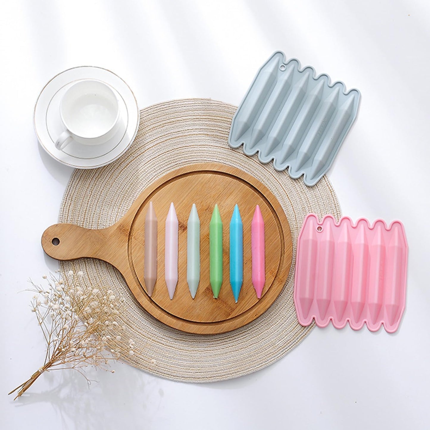 Crayon Mold, 2 Pack Crayon Recycling Molds, 3D Crayon Silicone Mold Tipped Crayon Mold Oven Safe Candy Chocolate Making Molds for Kids Reusable Triangular Flower Crayon Molds for DIY Crayons.