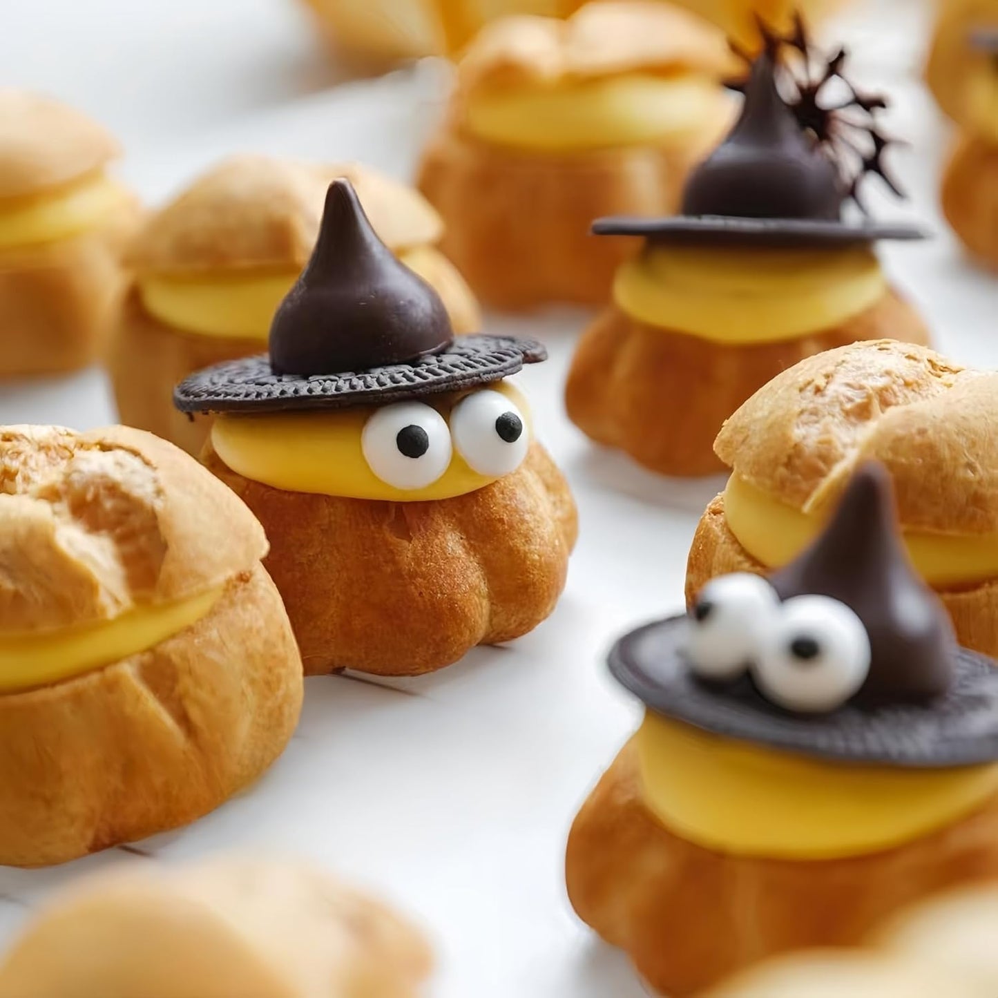 10mm Small Candy Eyes for Decorating Edible Candy Eyes Eyeballs Halloween Sprinkles for Cake Decorations, Baking, Ice Cream, Cookies, Cupcake Topper 3OZ