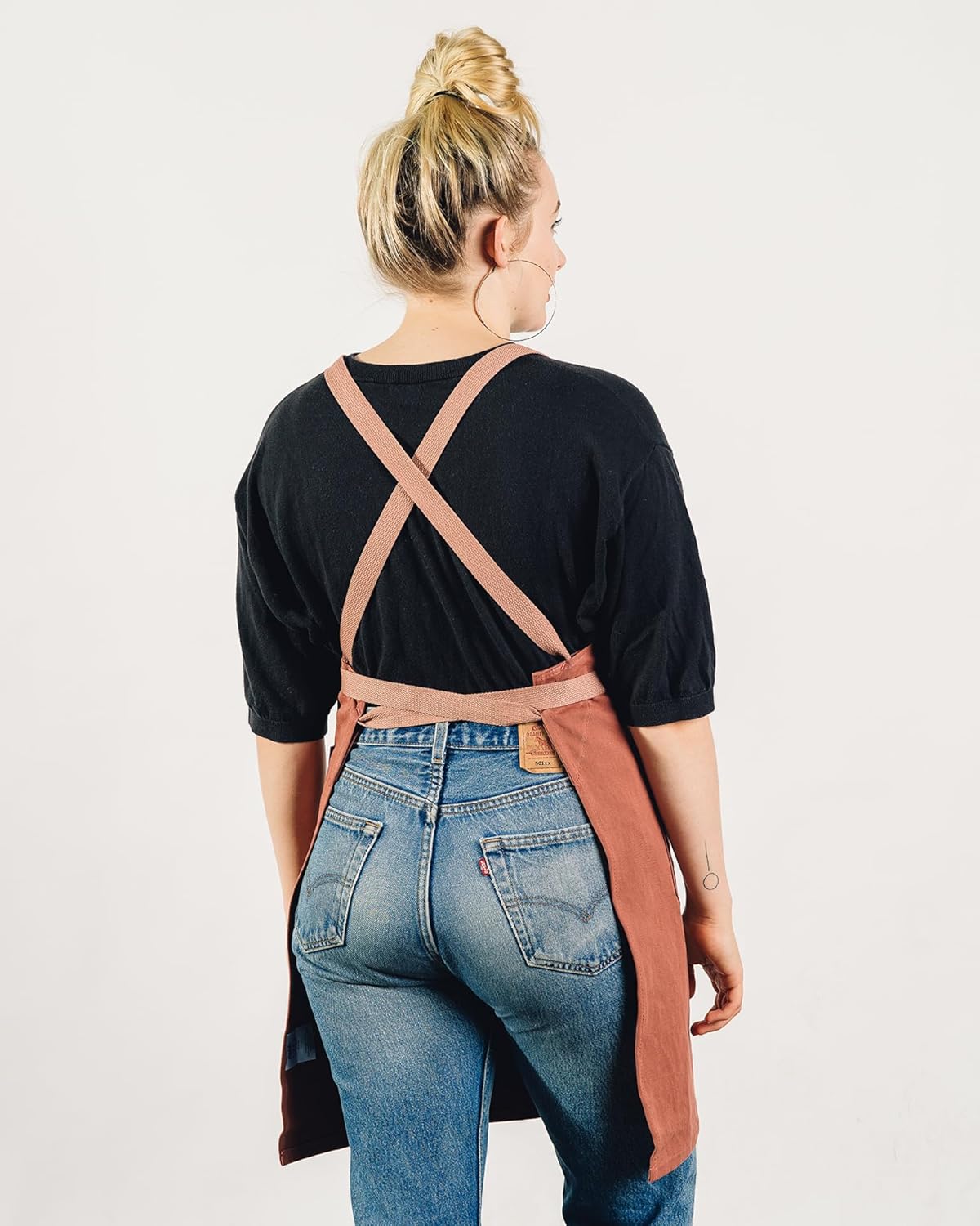 Caldo Crossback Kitchen Apron for Cooking - Mens and Womens Professional Chef or Server Bib Apron - Adjustable Crossback Style - Rustic- Midweight Cotton (Terracotta)