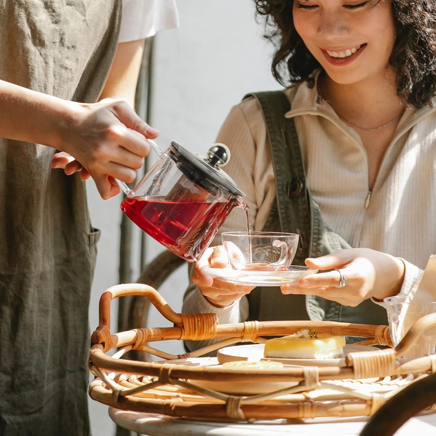 Stainless Steel Tea Strainer Insert with Lid, Large Capacity Loose Leaf Tea Infuser for Teapots, Cups, Mugs, and Pitchers, Easy to Clean Replacement Mesh Filter
