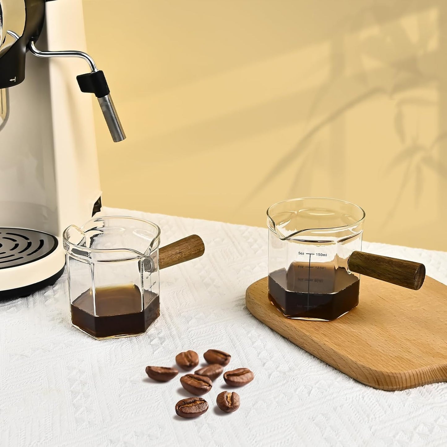 Glass Measuring Cup, 5oz Clear Espresso Shot Glass with Wood Handle, Single Spout Measuring Triple Pitcher Milk Cup for Coffee Tea (Transparent)