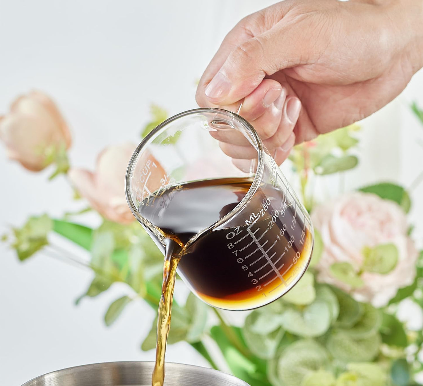 Ackers Mirror Scale Glass Measuring Cup-[Insulated handle | V-Shaped Spout]-Made of High Borosilicate Glass Measuring Cup for Kitchen or Restaurant, Easy to Read, 250 ML (8 Oz, 1 Cup)