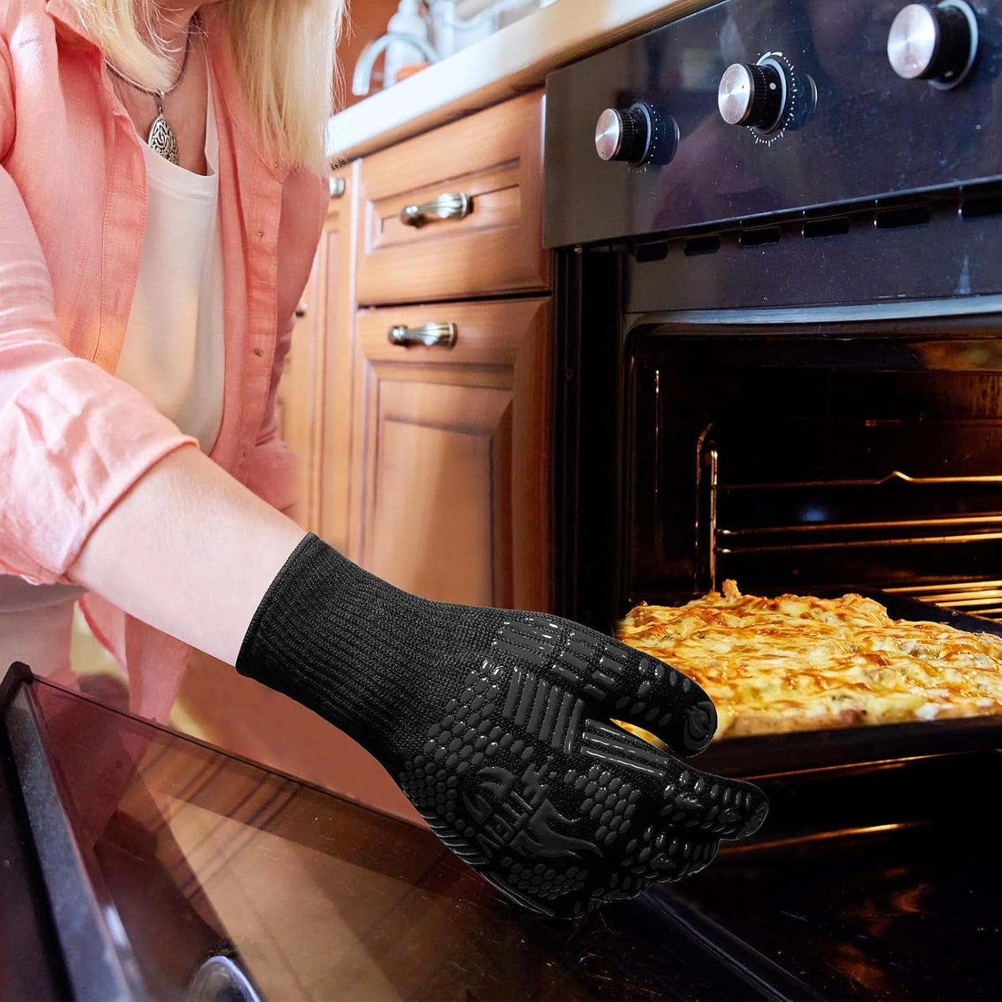 BBQ Gloves, Oven Gloves, Extreme Heat Resistant Barbecue Gloves, Silicone Non-Slip Oven Mitts, Kitchen Gloves for Cooking, Grilling, and Baking (Black)