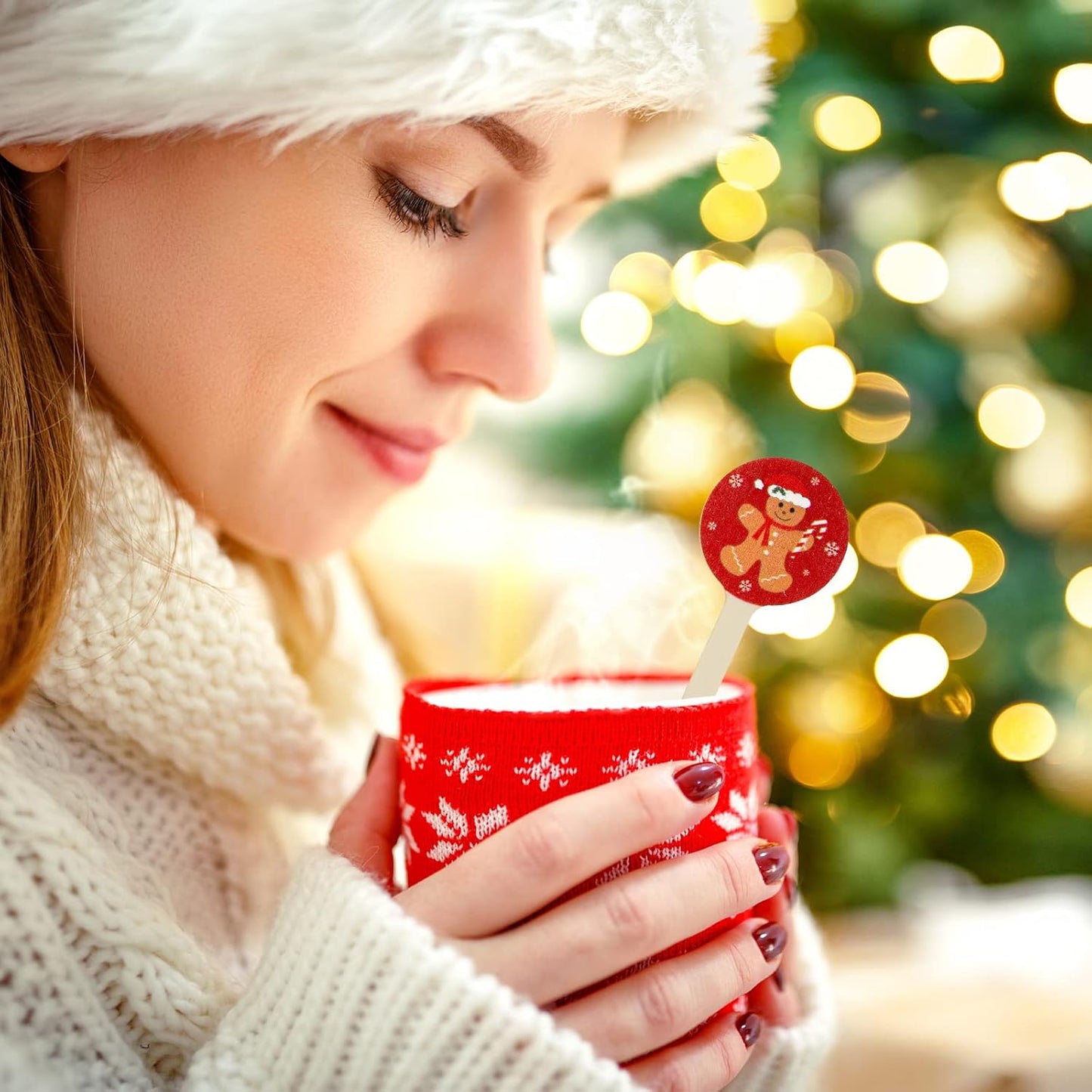 Jinei 120 Pcs Christmas Wooden Coffee Stirrers Wood Cocktail Coffee Stir Sticks Disposable Drink Stirrers for Stirring Hot Chocolate Milkshake Restaurant Home Office (Assorted Style)