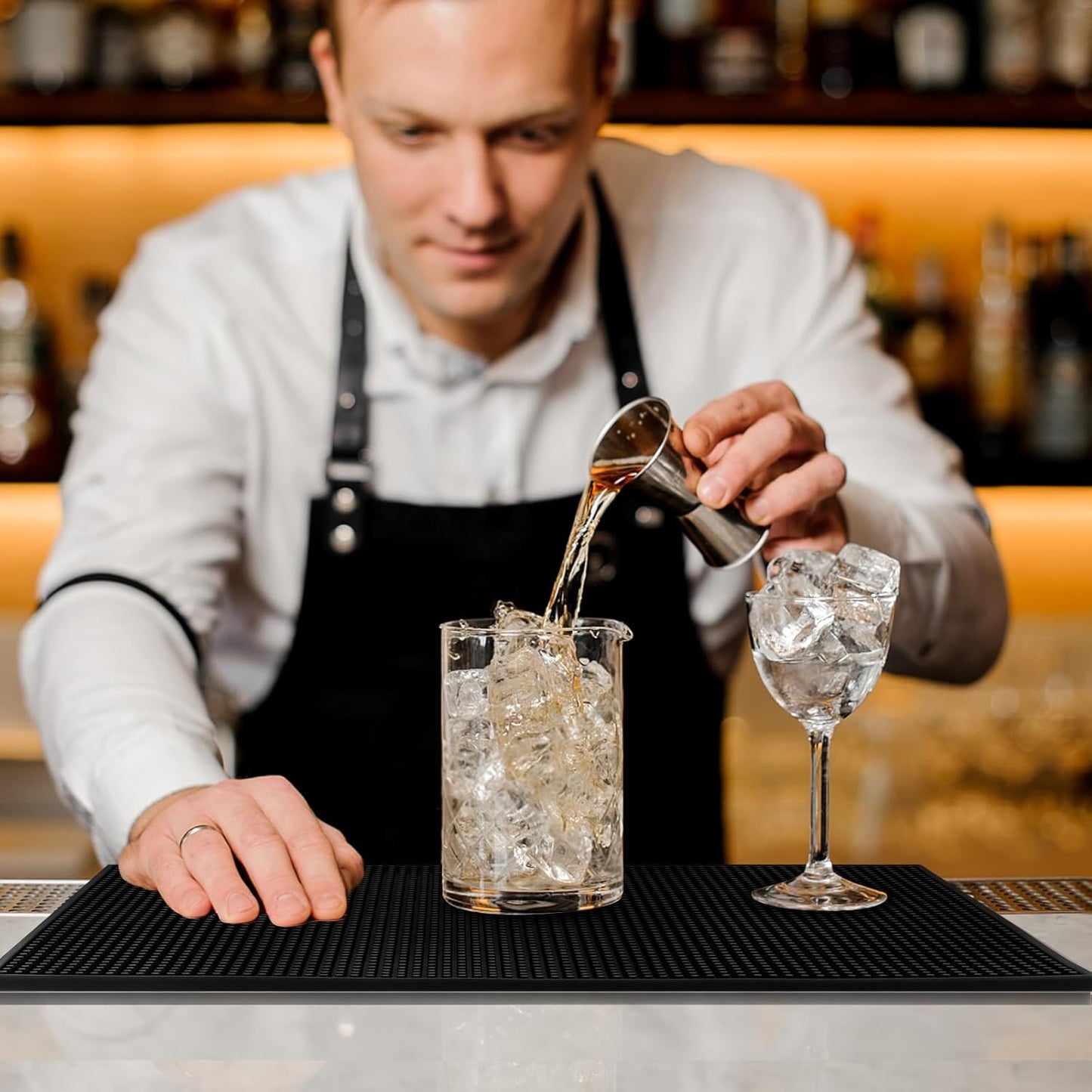 4 Pcs Bar Mats for Countertop 18 x 12 Inch Rubber Silicone Bar Drying Coffee Non Slip Mat for Bartending Home Cocktail Bars Restaurants (Black)