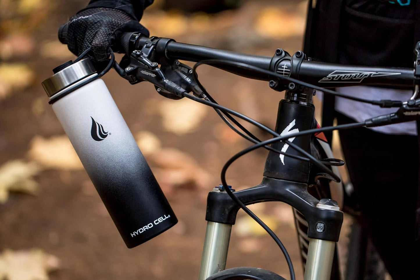 HYDRO CELL Stainless Steel Insulated Water Bottle with Straw - For Cold & Hot Drinks - Metal Vacuum Flask with Screw Cap and Modern Leakproof Sport Thermos for Adults (Black/White 24oz)