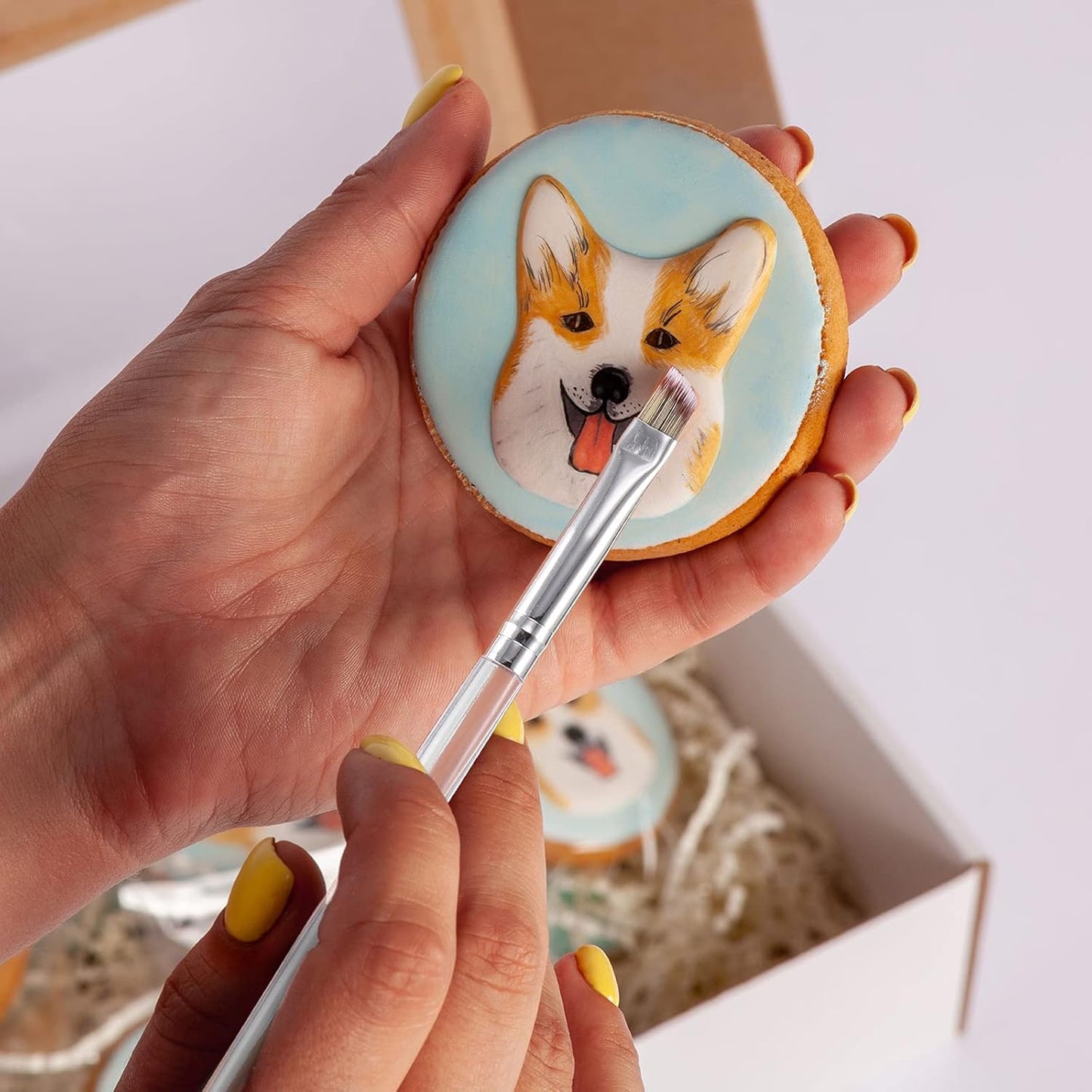 Patelai 10 Pcs Food Safe Paint Brushes Fondant Tools for Cake Baking Chocolate Sugar Cookie Decoration Cake Brushes for Luster Dust Pastry Decorating Supplies with Fondant and Gum Paste Tool(Clear)