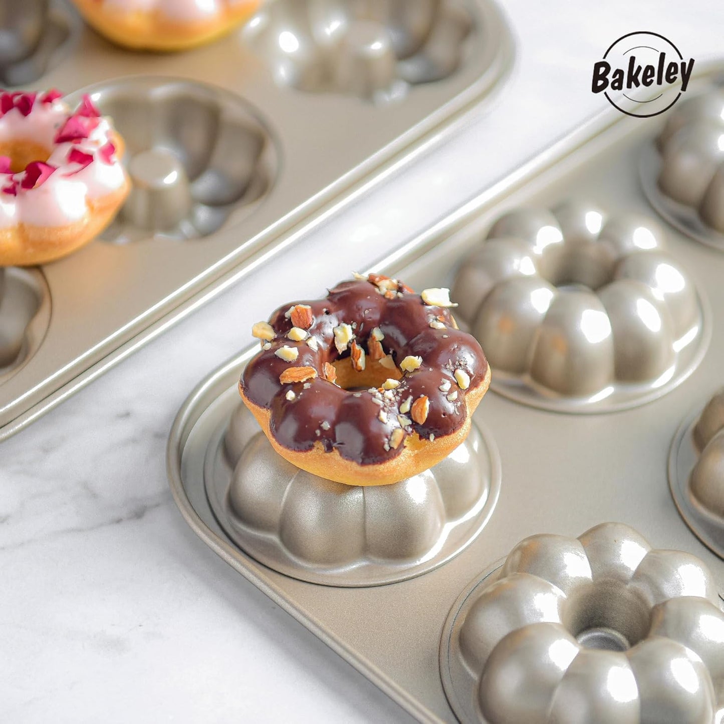 Flower Donut Pan, 6 Cavity Donut Mold Heavy Duty Steel Non-stick Flower Heart Shaped Bund Pans Pattern Doughnut Bakeware for Oven Baking (Champagne Gold)