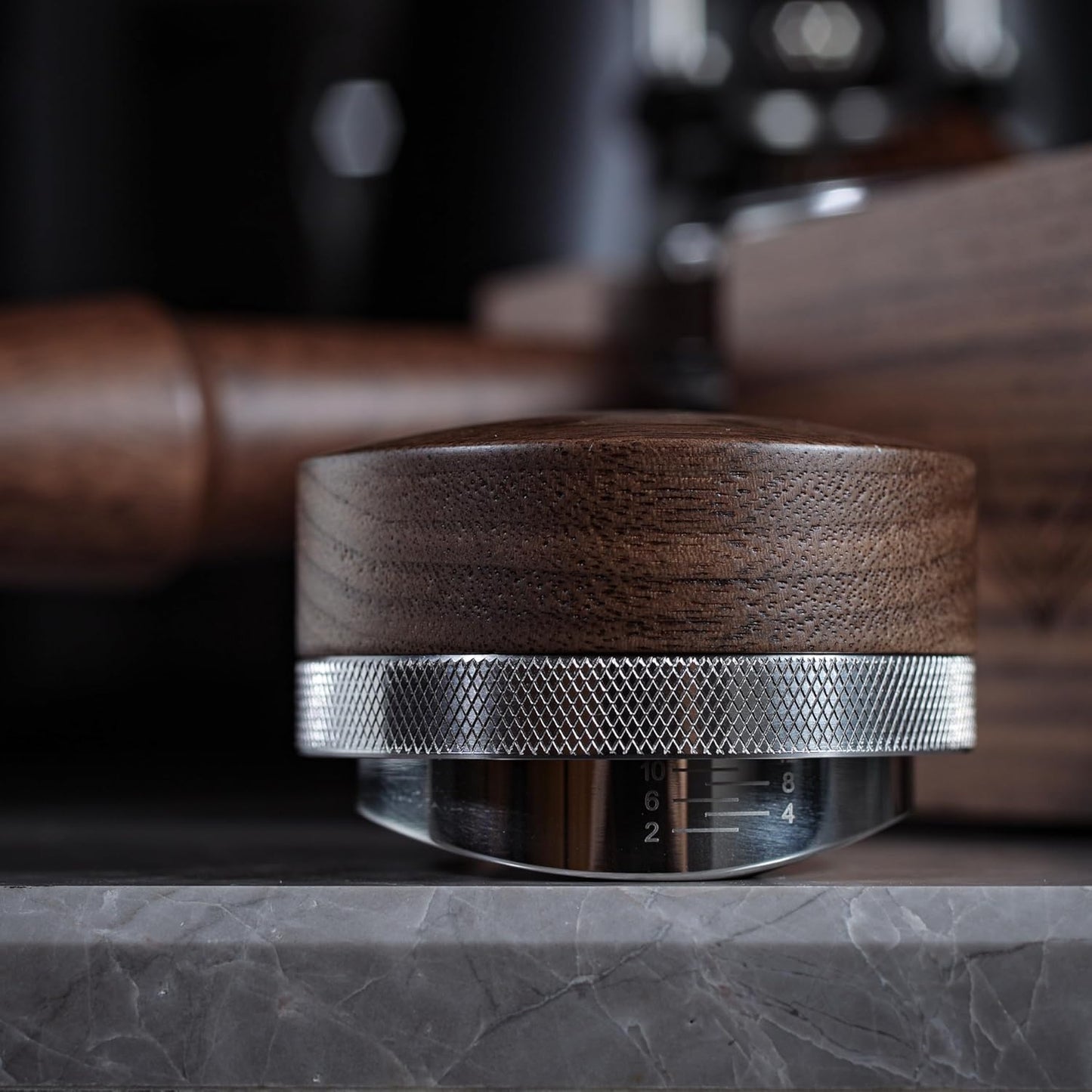 58.5mm Espresso Distributor Walnut Coffee Distribution Tool Adjustable Depth Stainless Steel Espresso Leveler Premium Espresso Machine Accessories For Coffee Bar