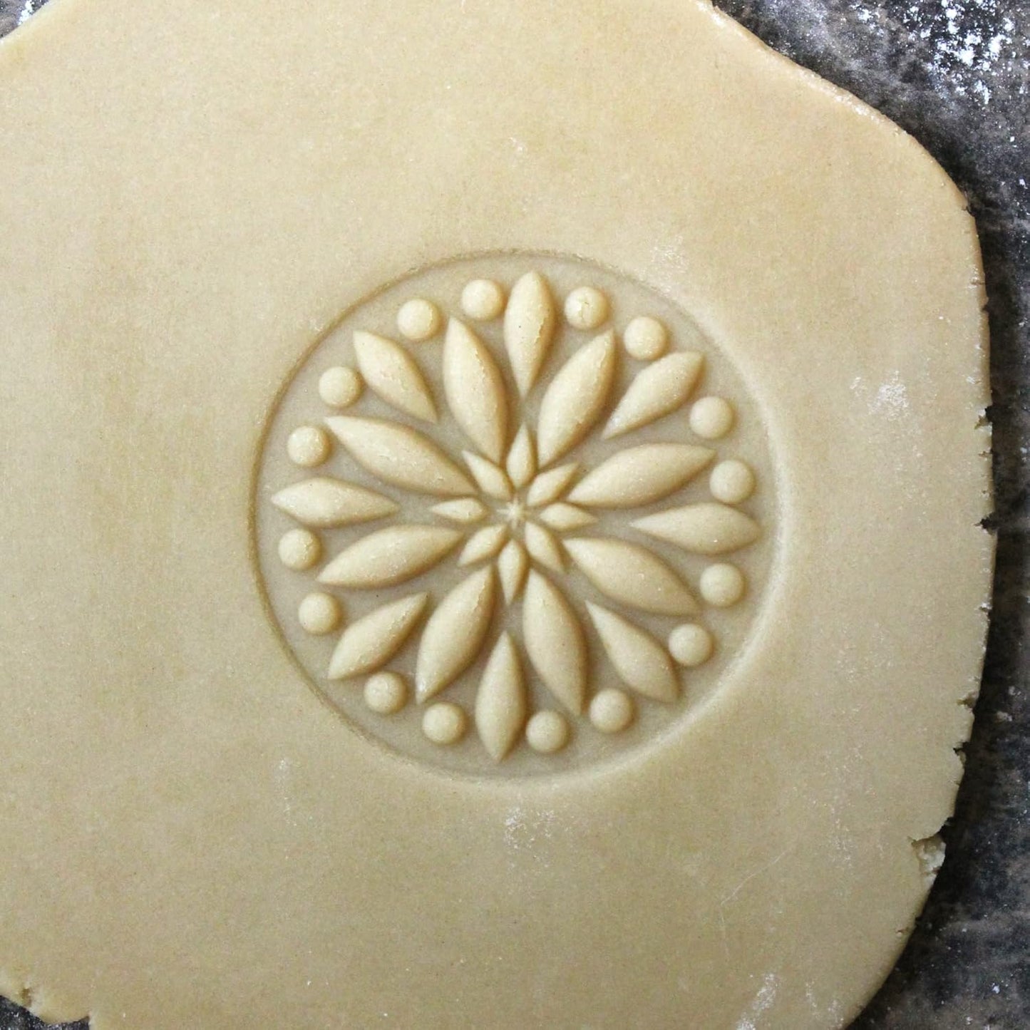 Wood Cookie Stamp, 2.5 Inch (Holiday Flower CS-029)