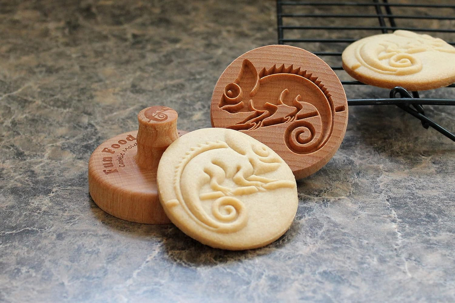 Wood Cookie Stamp, 2.5 Inch (Chameleon CS-020)