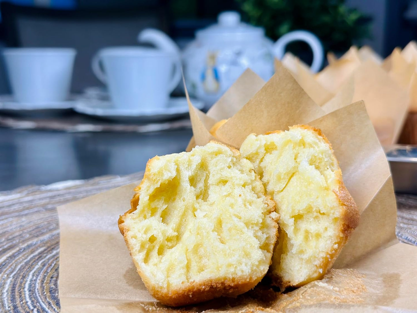 Molibake Vanilla Muffin Mix - Pack of 1 – Premium Vanilla Muffin Baking Mix for Home Oven and Muffins Maker – 14 oz – All-Natural Easy-to-Use Mix for Fluffy, Bakery-Style Homemade Muffins