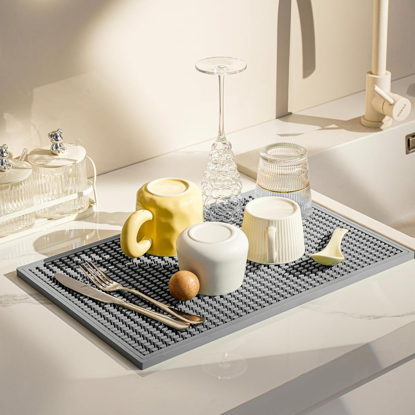 2 Pack Bar Mat, Home Bar Tool Drying Mats, Bar Accessories for The Home Bar Set 18''x12''（Gray） for Bars, Outdoor Camping, Bar for Home