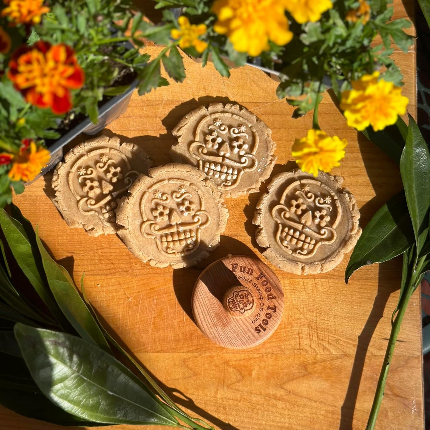 Wood Cookie Stamp, 2.5 Inch (Day of the Dead CS-070)