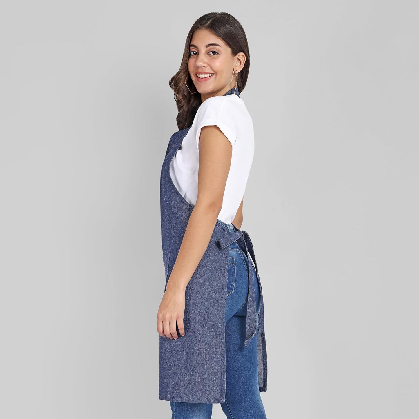 Chef Apron, Recycled Cotton Kitchen Apron with an Adjustable Neck with Long Ties, for cooking, baking