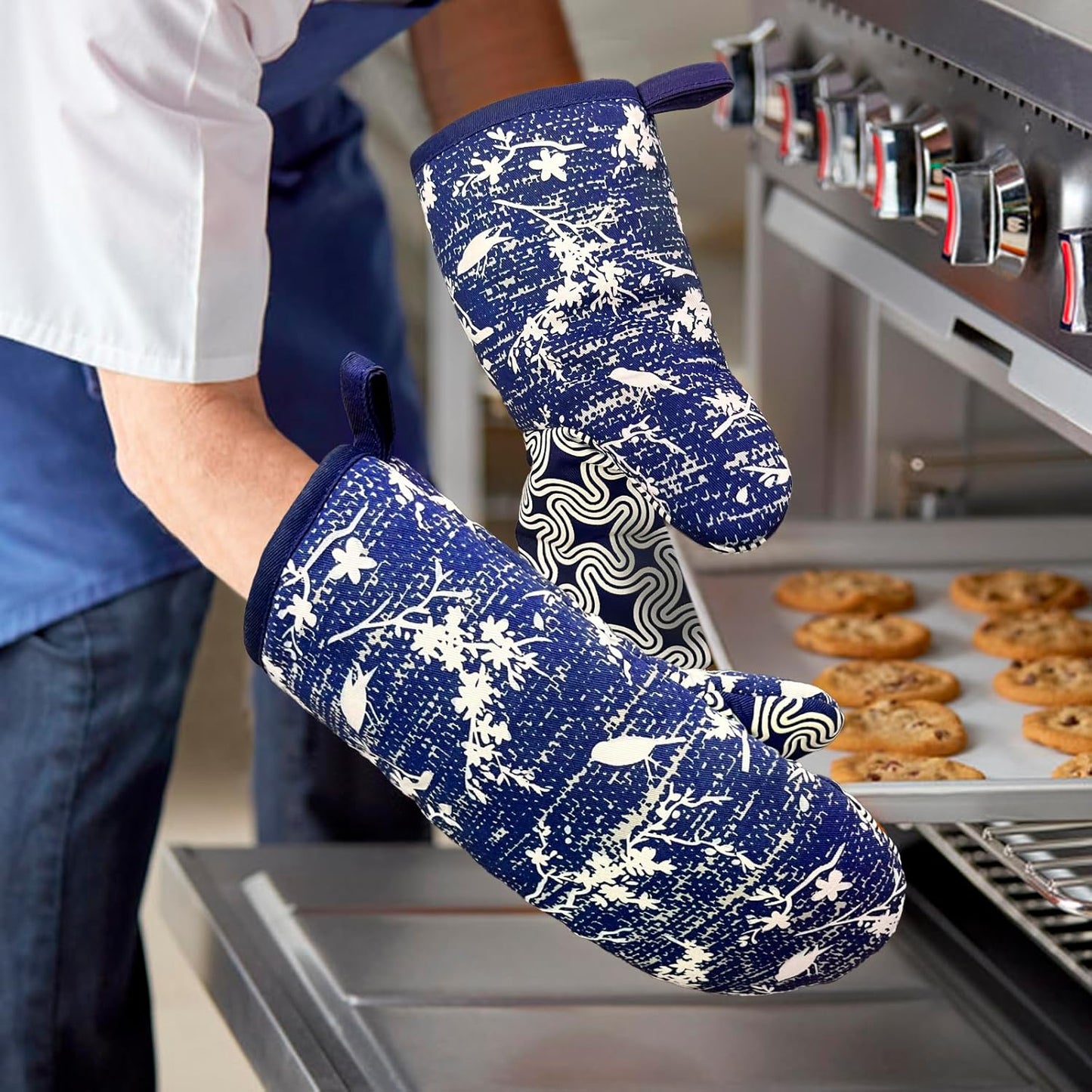 Thumb Oven Mitts, Heat and Slip Resistant Silicone Kitchen Mittens 2-Pack Set, Birds Flower Soft Long Oven Gloves, Flexible Thick Potholders for Safe Baking Cooking and Grilling (Navy)