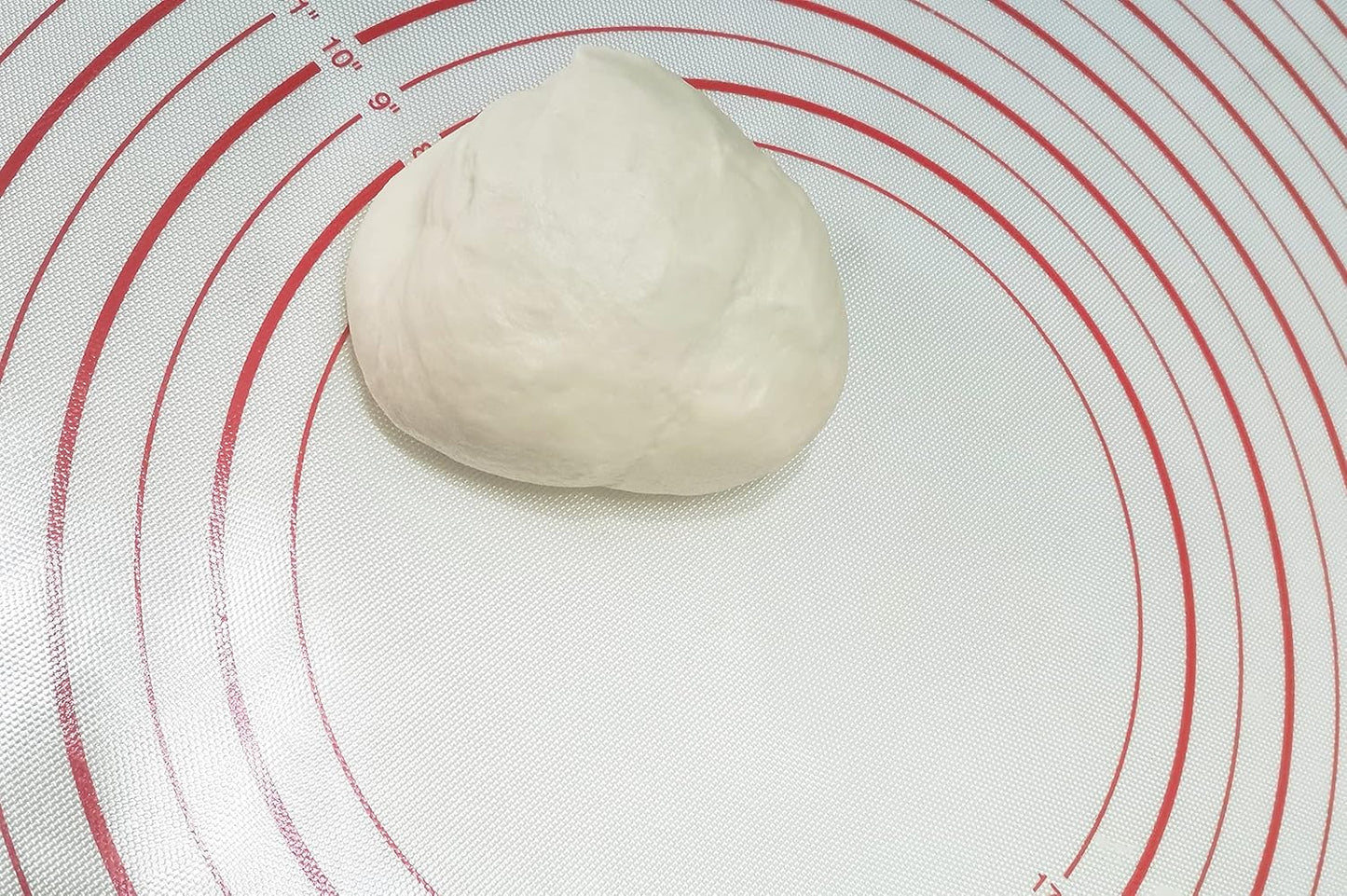 Yansumi silicone pastry non stick baking mat with measurement fondant mat with three sizes for silicone baking mat, counter mat, dough rolling mat,fondant/pie crust mat. (L,24"L x 16"W,Red)