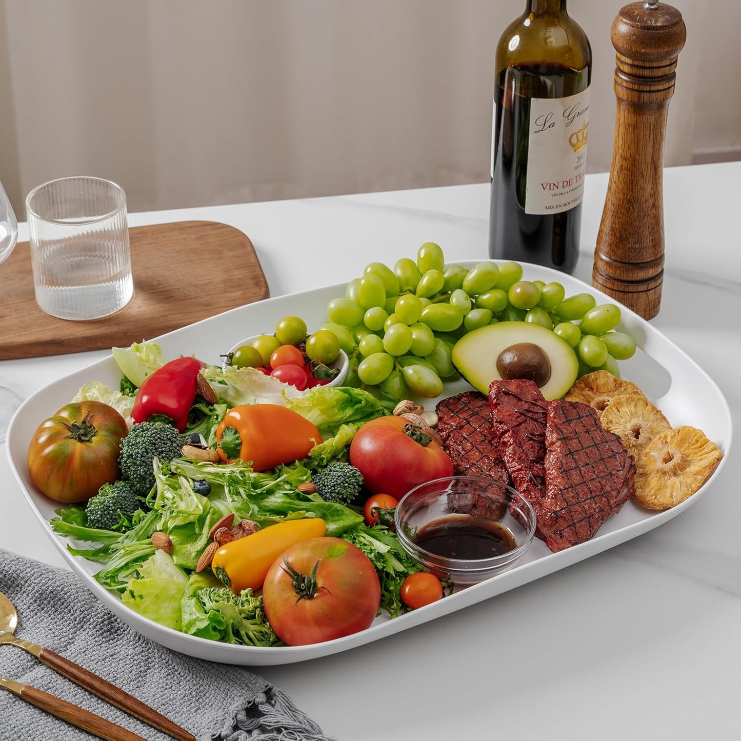 Extra Large Serving Platter, Set of 2, 18.75 x 14.375 x 2 Inch Large Melamine Serving Tray with Handle,Rectangular Serving Trays for Party, Big Turkey Platter, Dishwasher Safe, Matte White